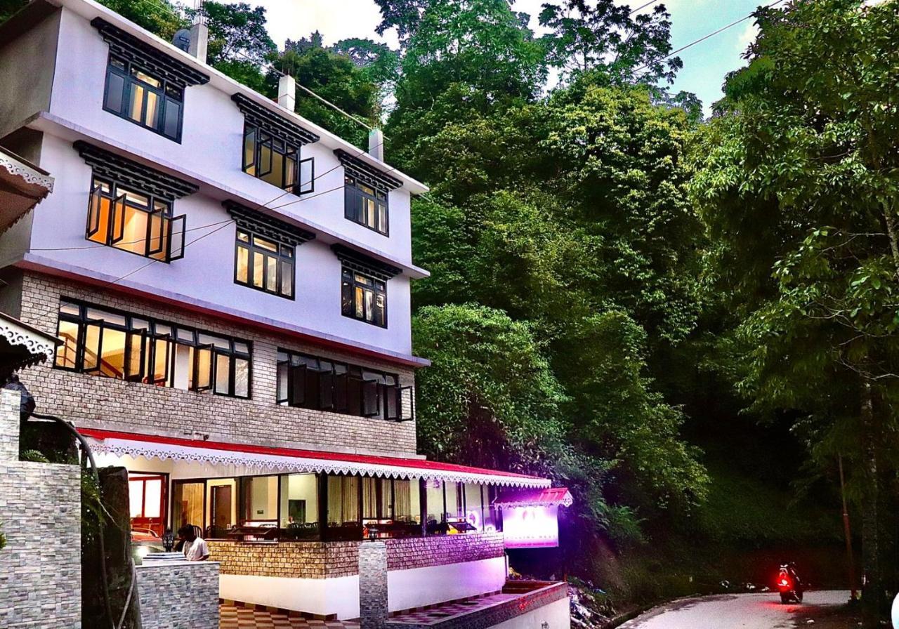 Daksha Pelling Nest Hotel Esterno foto